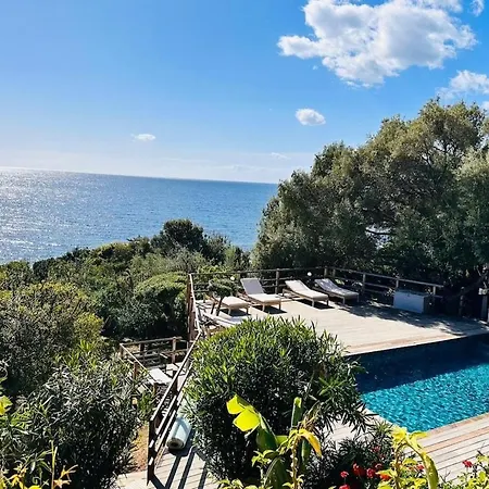 Cala D Oro Vue Piscine Et Crique Privée Villa *