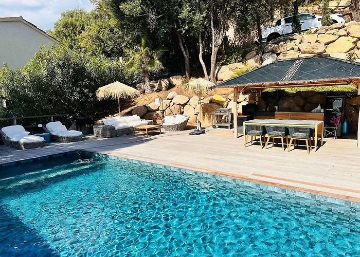 Cala D Oro Vue Piscine Et Crique Privée