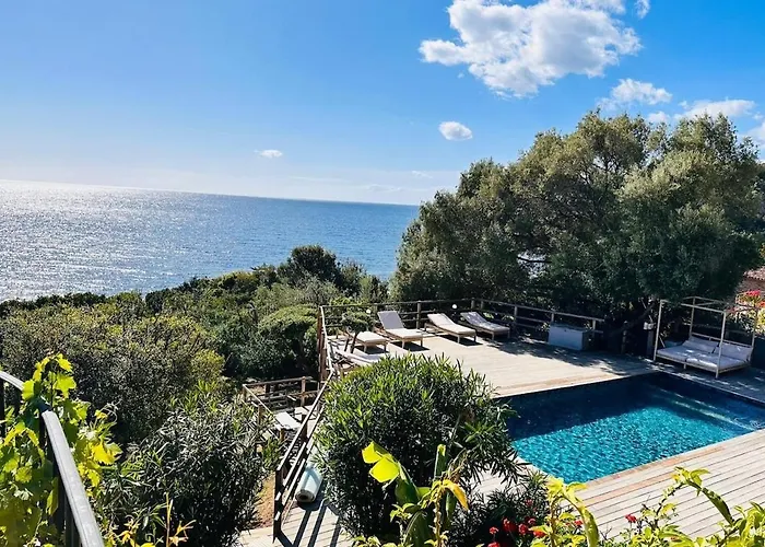 Cala D Oro Vue Piscine Et Crique Privée Villa *