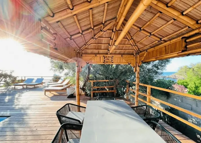 Cala D Oro Vue Piscine Et Crique Privée *